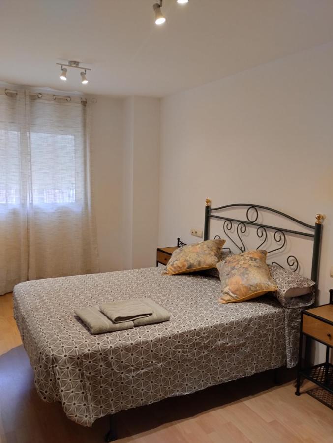 Apartamentos Canana De Vega Flix Exterior photo